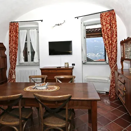 Palazzo Del Vice Re Aparthotel