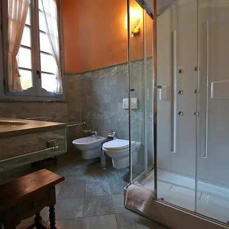 Palazzo Del Vice Re Aparthotel Lezzeno