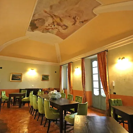 Palazzo Del Vicere Hotel apartamentowy 4*