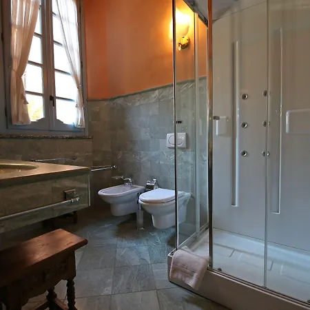 Hotel apartamentowy Palazzo Del Vicere 4*