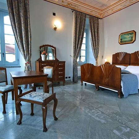 Hotel apartamentowy Palazzo Del Vicere Lezzeno