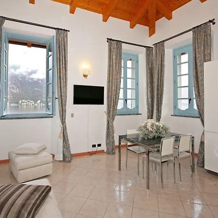 Hotel apartamentowy Palazzo Del Vicere Lezzeno