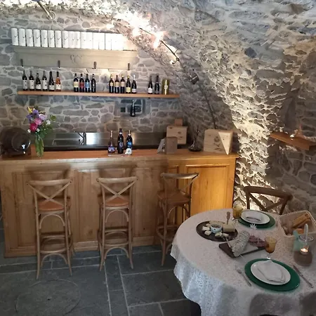 Palazzo Del Vicere 4* Lezzeno