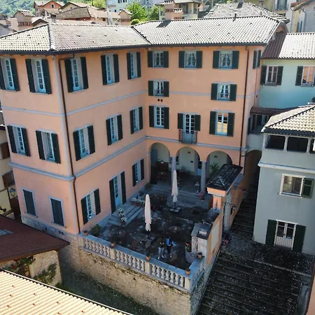 Palazzo Del Vicere