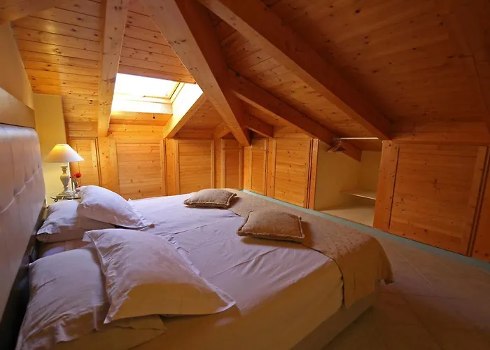 Palazzo Del Vicere 4* Lezzeno