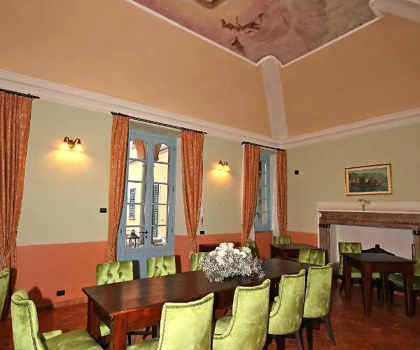 Palazzo Del Vicere 4* Lezzeno