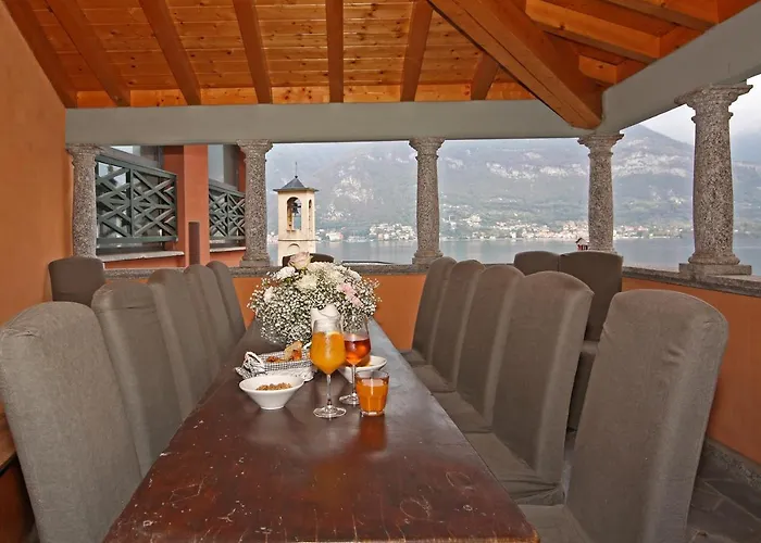 Palazzo Del Vicere 4* Lezzeno