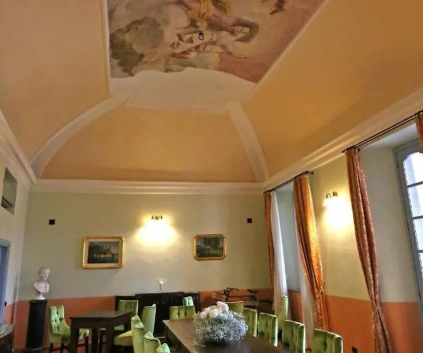 Palazzo Del Vicere Aparthotel