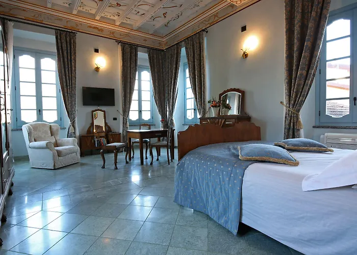 Palazzo Del Vicere