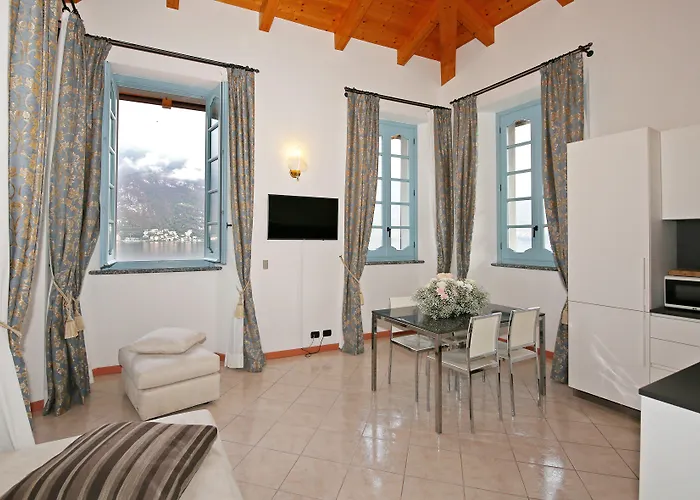 Aparthotel Palazzo Del Vicere Lezzeno